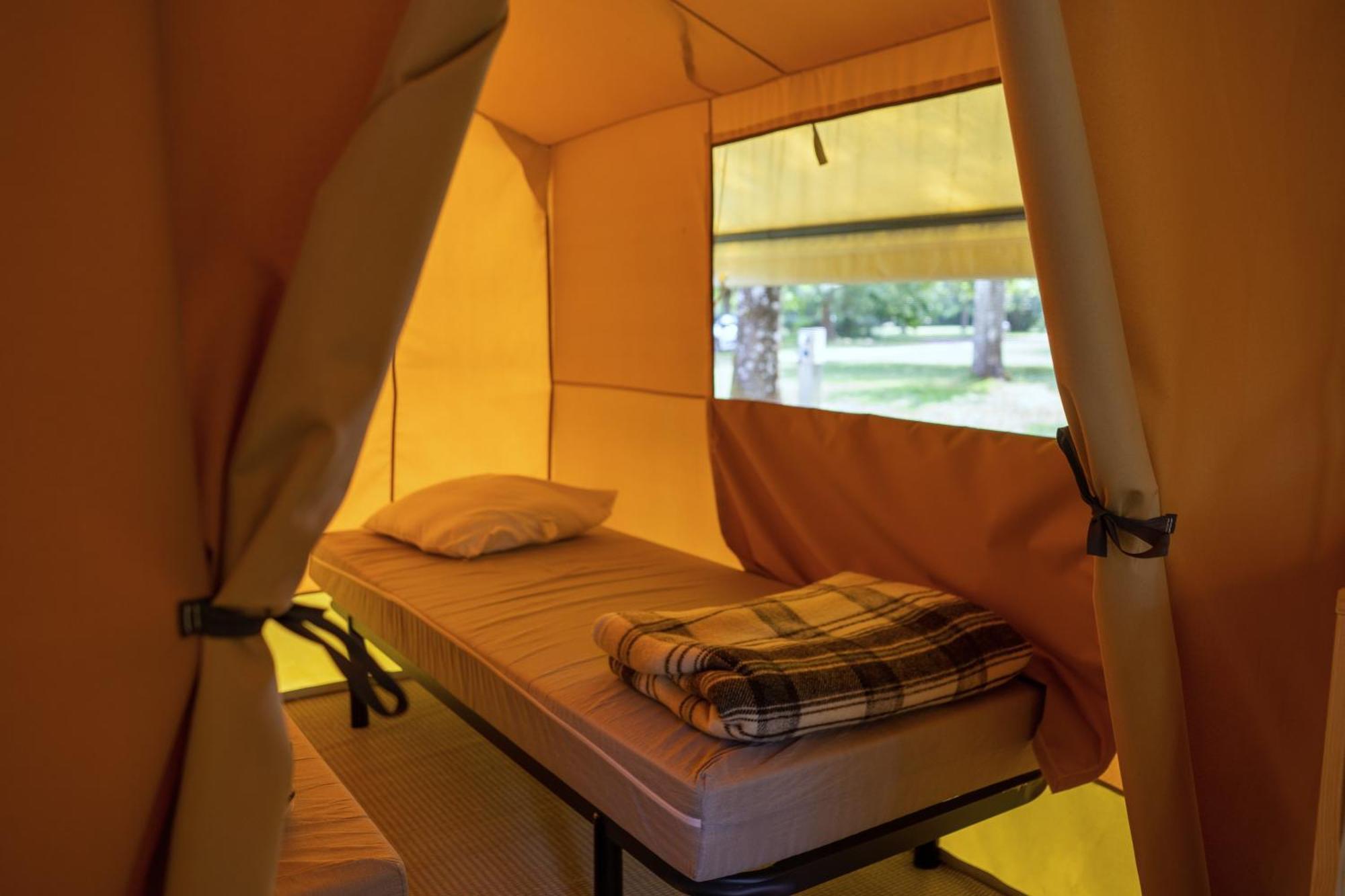 Camping Onlycamp Les Vailhes Lodève Quarto foto